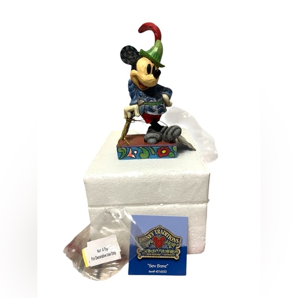 Enesco Disney Traditions Jim Shore "Sew Brave" Mickey Mouse Figurine With Tag - Picture 1 of 9